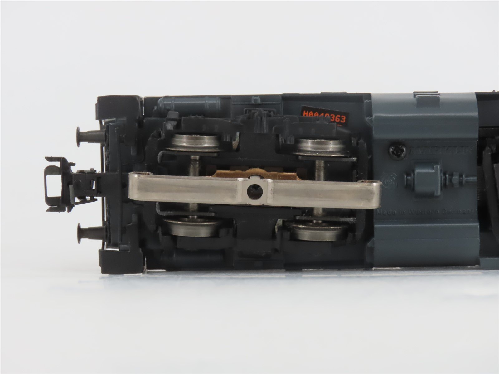 HO Scale 3-Rail AC Marklin DB Deutsche Bahn V100 Diesel Locomotive #2027