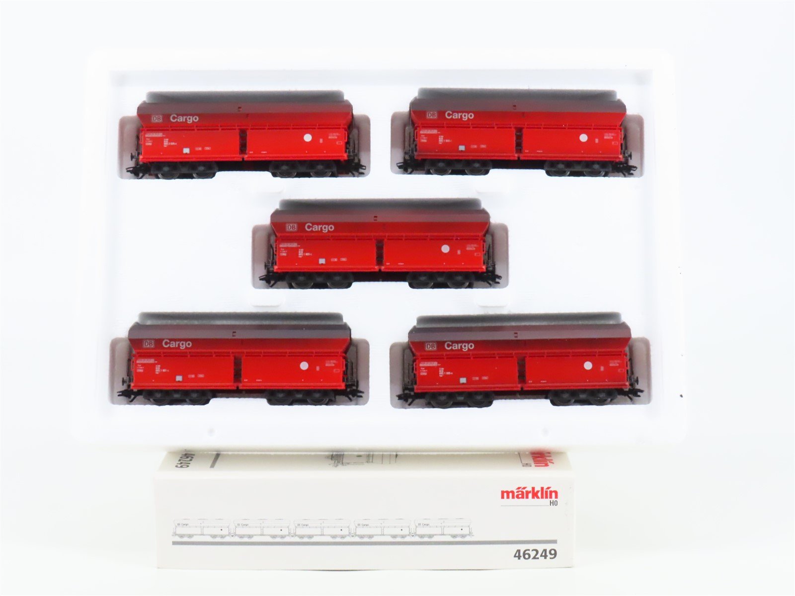 HO Scale Marklin 46249 DB "Large Power Plant" Cargo 5-Car Hopper Set - Weathered
