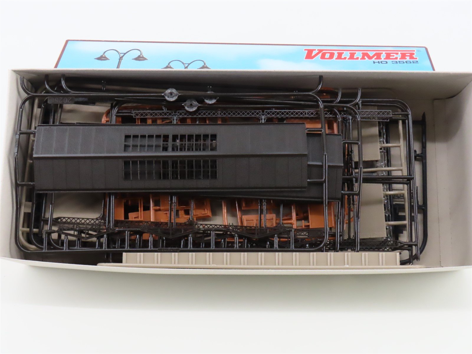 HO 1/87 Scale Vollmer Kit 3562 Baden Station Platform