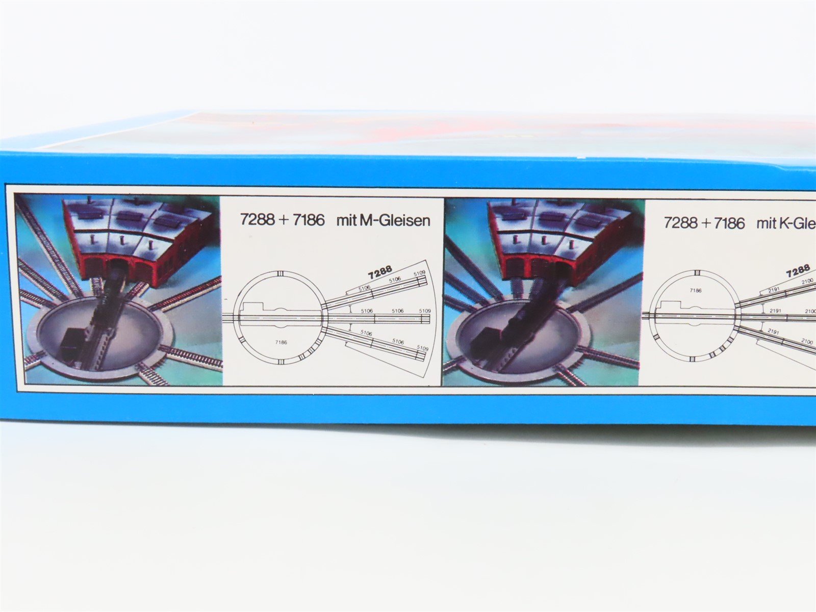 HO 1/87 Scale Marklin Plastic Kit 7288 3-Stall Locomotive Shed