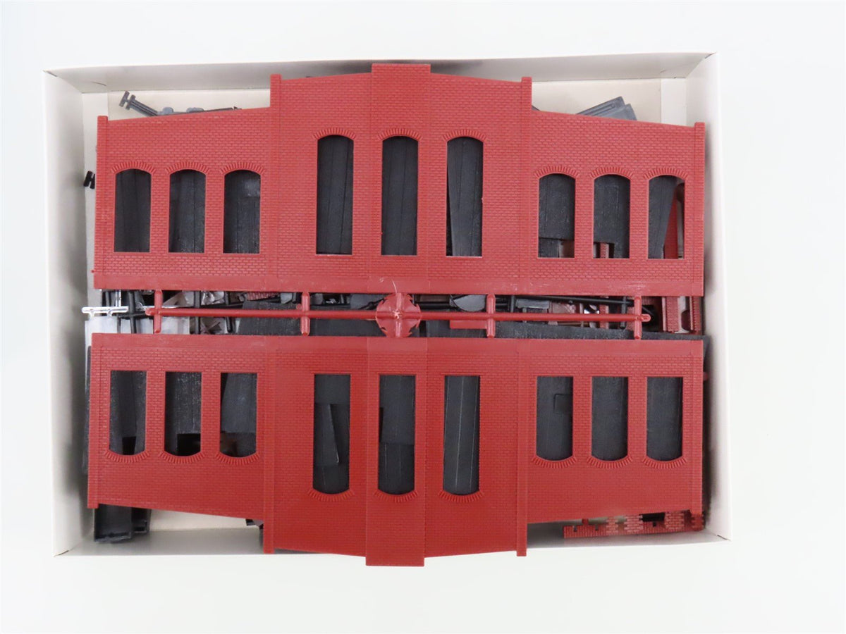 HO 1/87 Scale Marklin Plastic Kit 7288 3-Stall Locomotive Shed