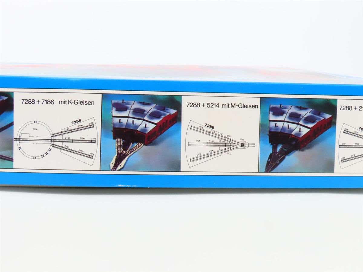 HO 1/87 Scale Marklin Plastic Kit 7288 3-Stall Locomotive Shed