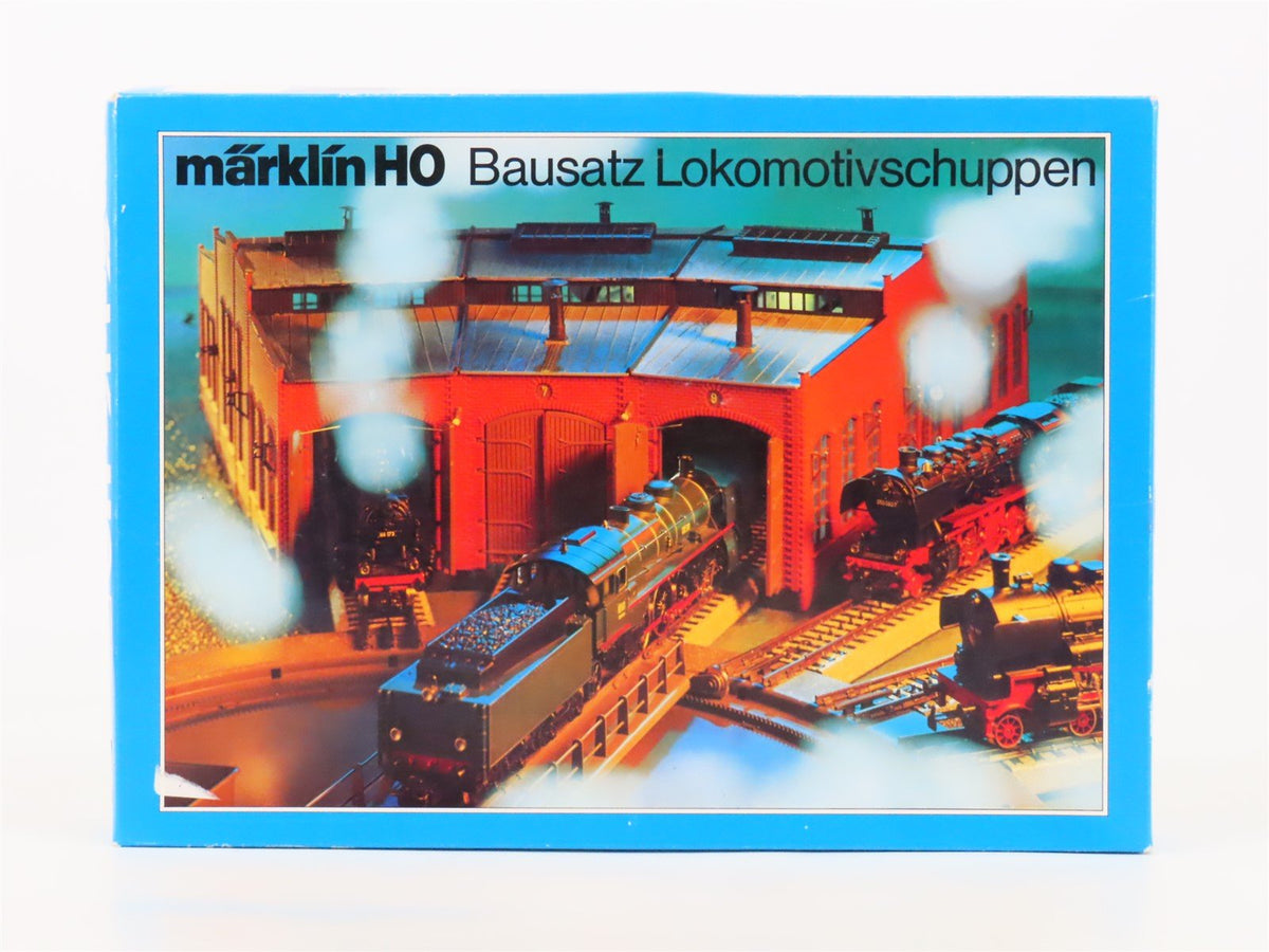 HO 1/87 Scale Marklin Plastic Kit 7288 3-Stall Locomotive Shed