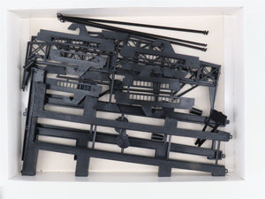 HO 1/87 Scale Marklin Plastic Kit 7288 3-Stall Locomotive Shed