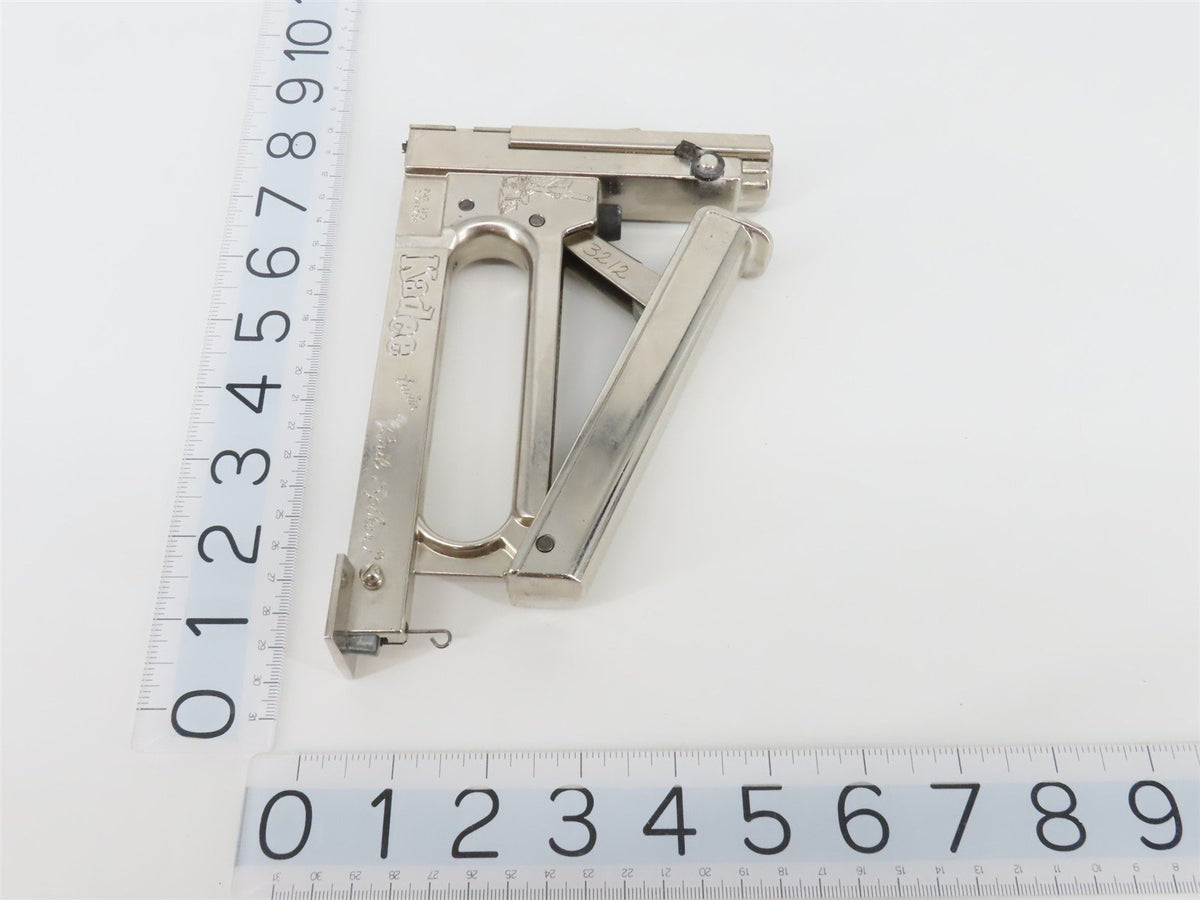 HO 1/87 Scale Kadee Rail Spiker Track Tool w/ Code 70 Spikes