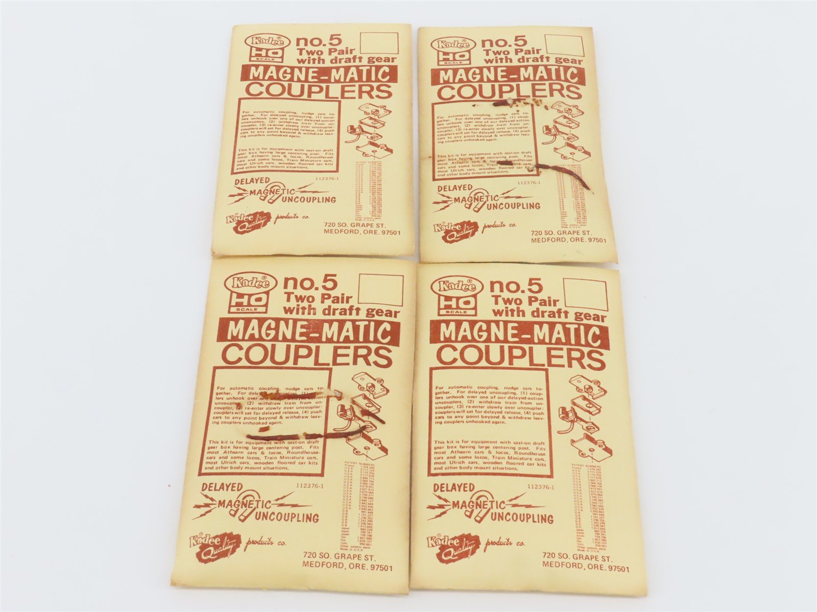 LOT of 20 HO Scale Kadee #5 Coupler Packs