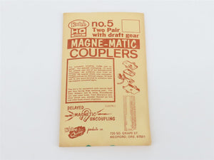 LOT of 20 HO Scale Kadee #5 Coupler Packs