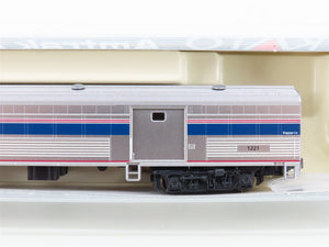 N Scale KATO #156-0953 Amtrack Baggage Passenger Car #1221