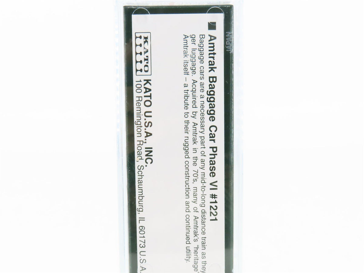 N Scale KATO #156-0953 Amtrack Baggage Passenger Car #1221