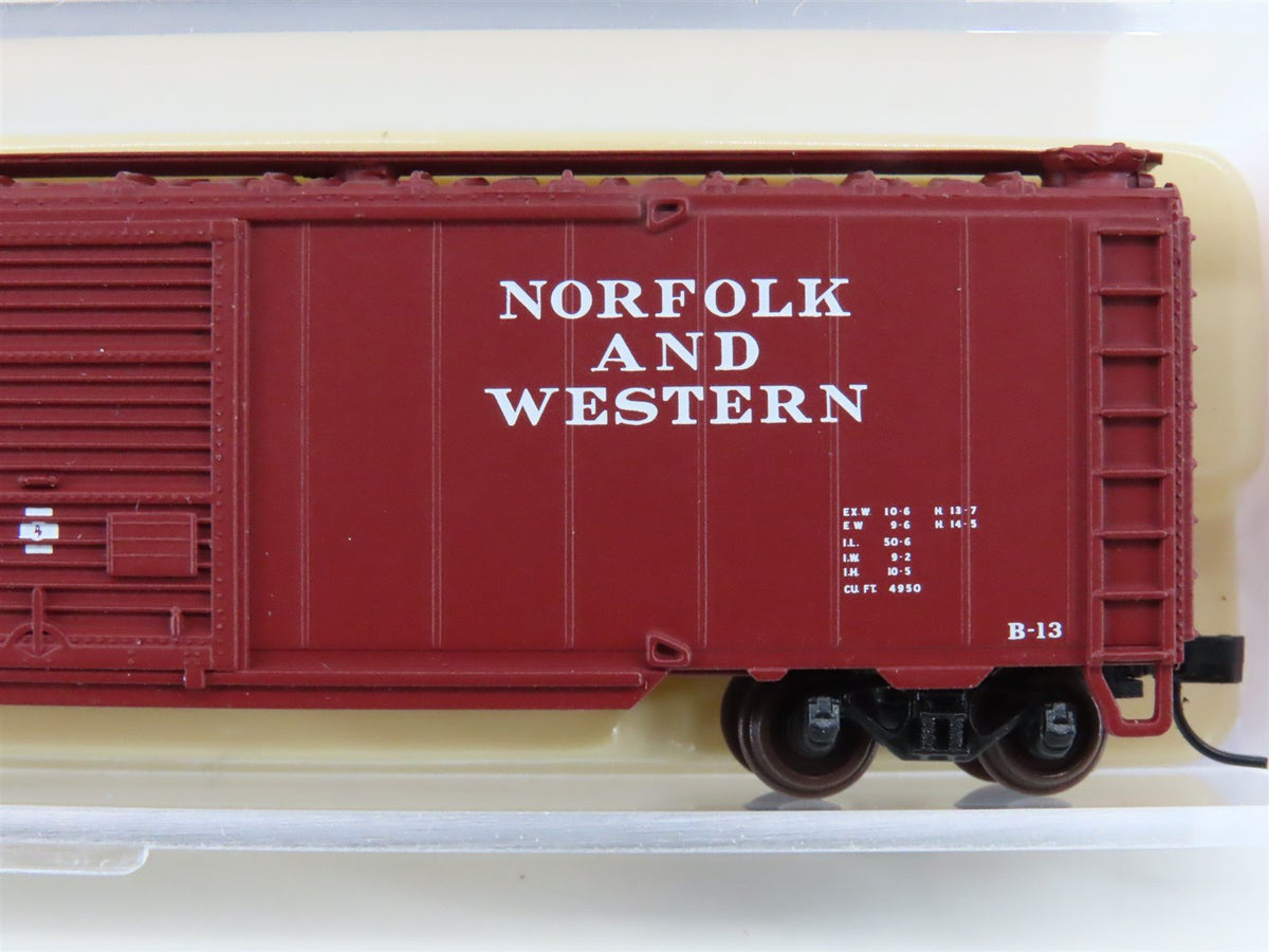 N Scale Atlas #50001599 N&amp;W Norfolk &amp; Western 50&#39; Single Door Boxcar #55949