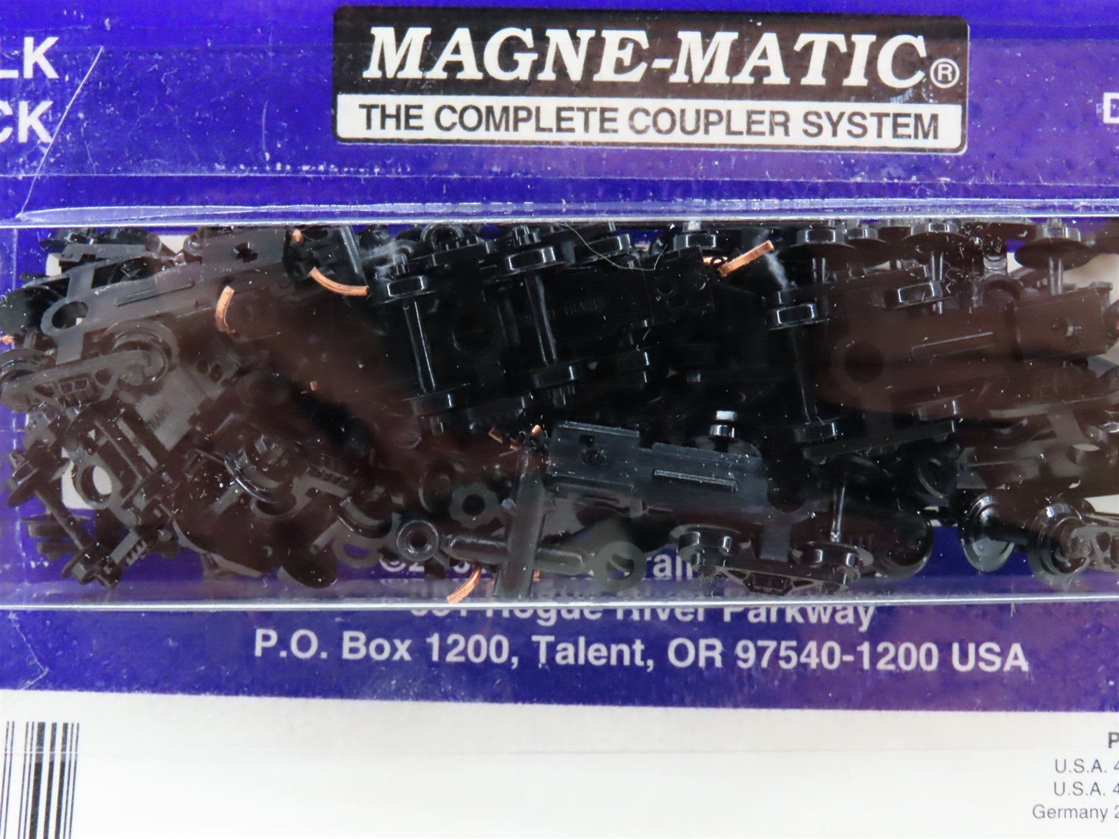 N Micro-Trains MTL 1038-10 Ten Pairs of Barber Roller Bearing Trucks w/ Coupler