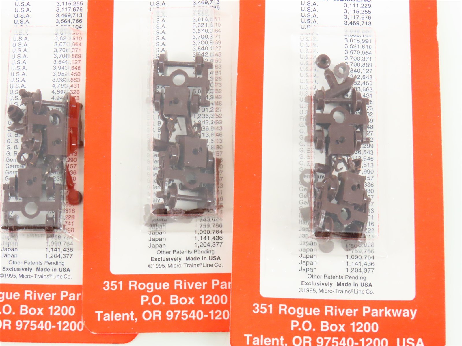 LOT of 10 Pair of N Micro-Trains MTL 1000-B Bettendorf Trucks w/ Couplers