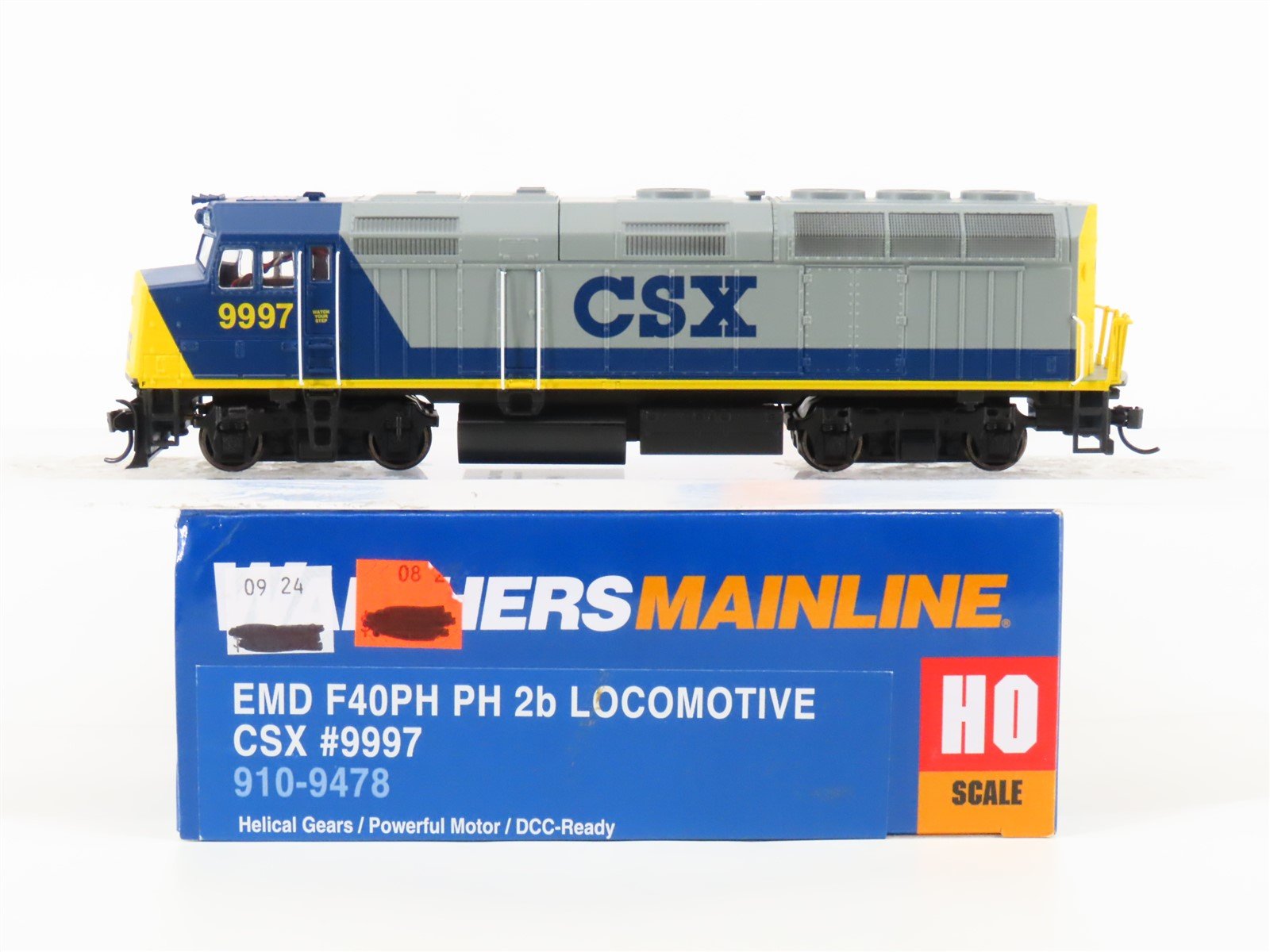 HO Scale Walthers 910-9478 CSX Railway F40PH PH 2b Diesel Locomotive #9997