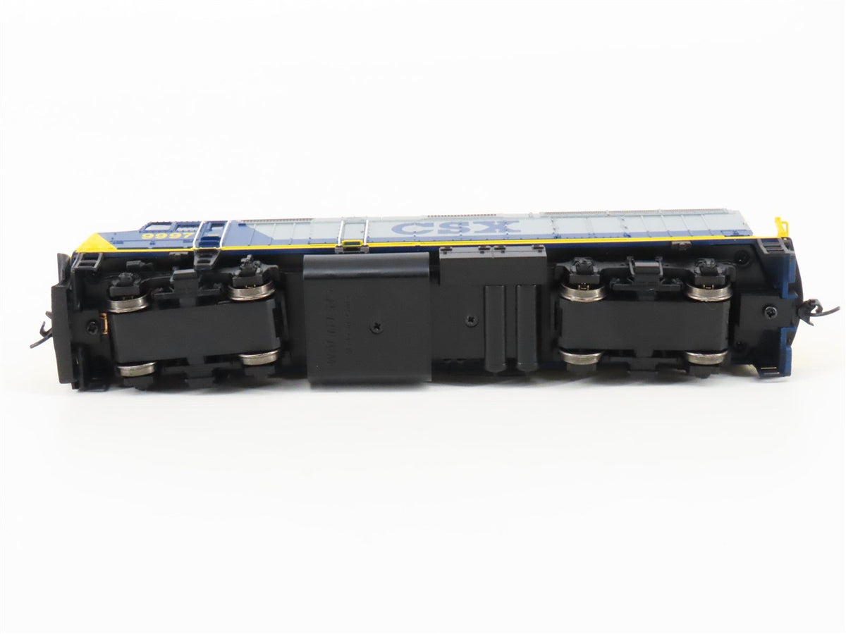 HO Scale Walthers 910-9478 CSX Railway F40PH PH 2b Diesel Locomotive #9997