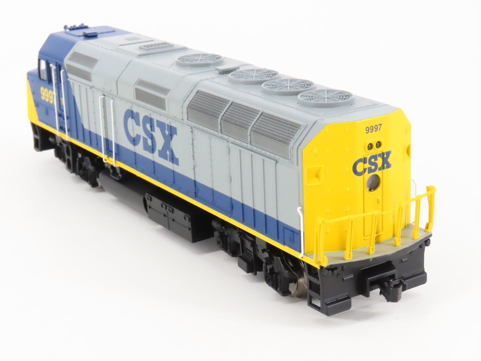 HO Scale Walthers 910-9478 CSX Railway F40PH PH 2b Diesel Locomotive #9997