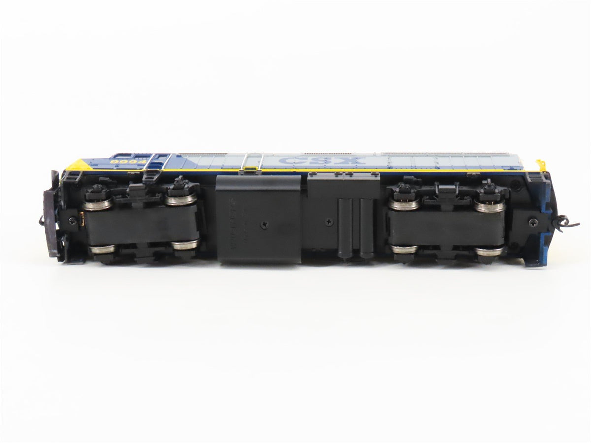 HO Scale Walthers 910-9477 CSX Railway F40PH PH 2b Diesel Locomotive #9994