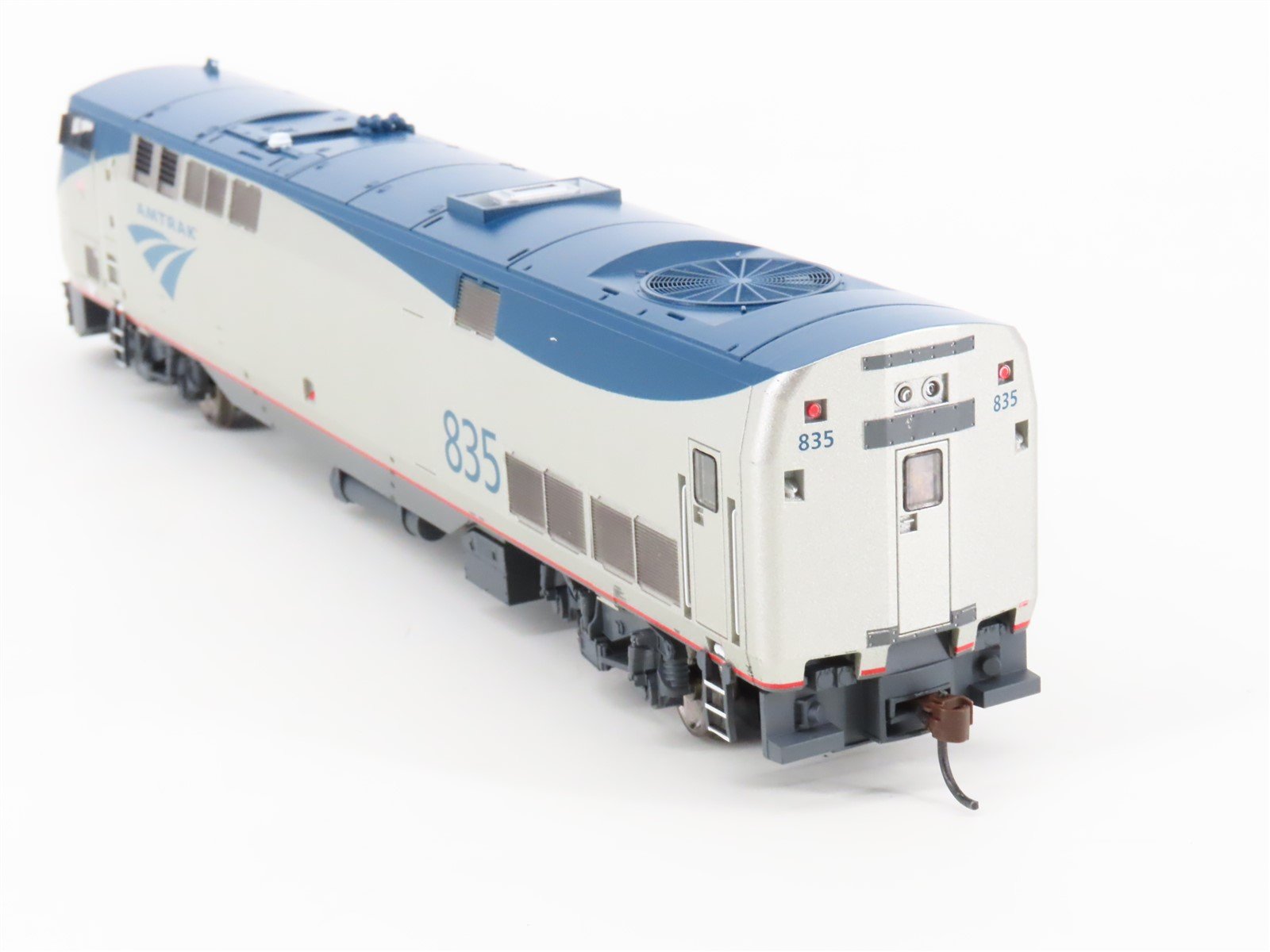 HO Scale Athearn RTR 88733 Amtrak Phase V P40DC Diesel Locomotive #835