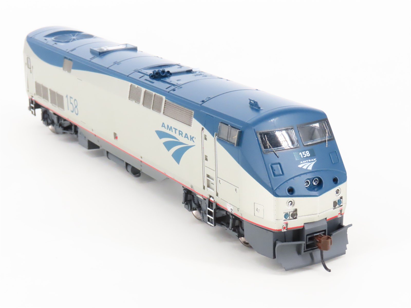 HO Scale Athearn RTR 88731 Amtrak Phase V P42DC Diesel Locomotive #158