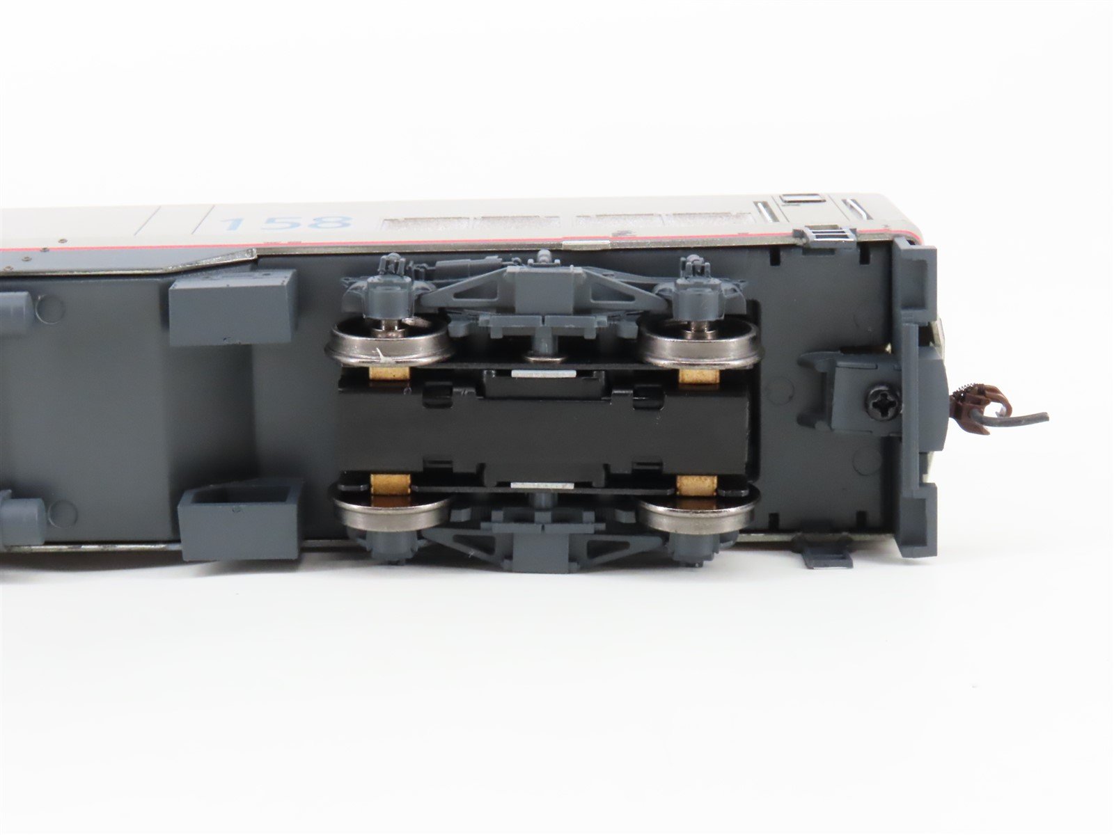 HO Scale Athearn RTR 88731 Amtrak Phase V P42DC Diesel Locomotive #158