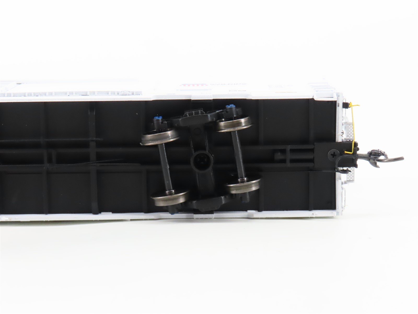 HO Scale BLMA Models 52007 ARMN UP Union Pacific Railroad 64' Reefer #111148