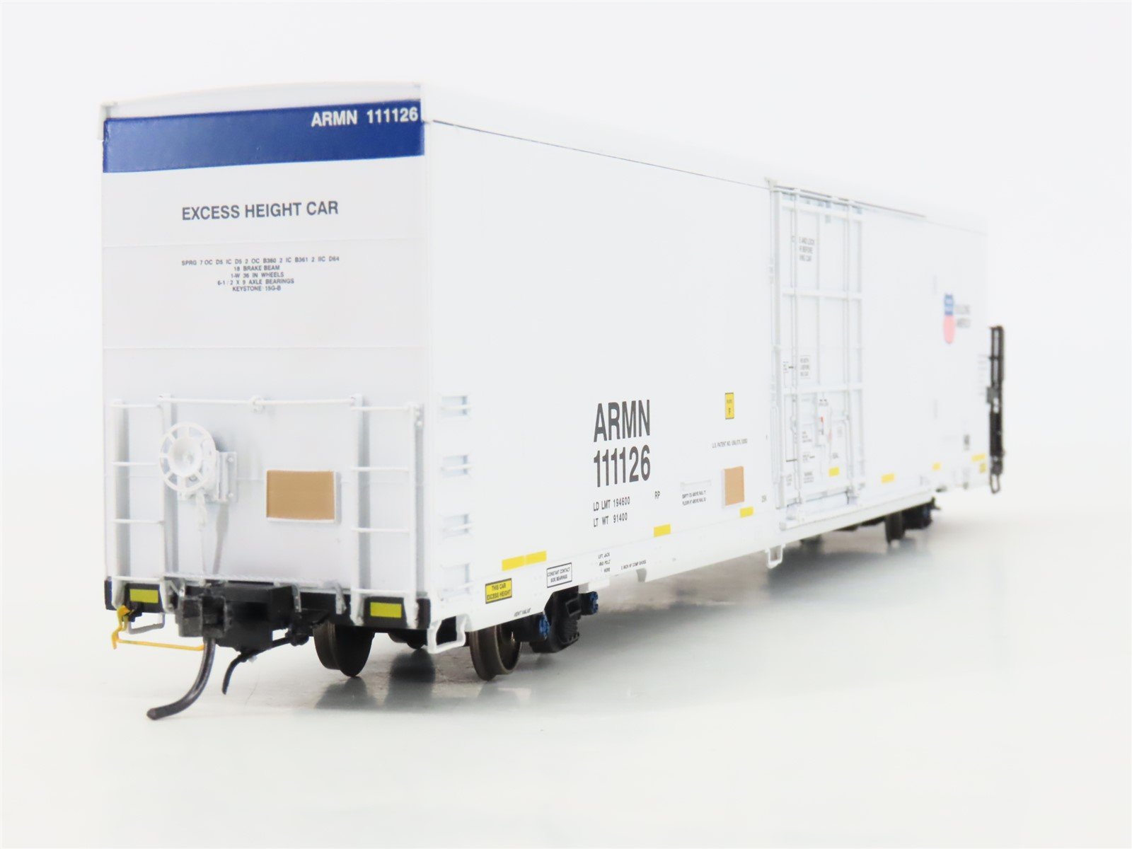 HO Scale BLMA Models 52006 ARMN UP Union Pacific Railroad 64' Reefer #111126