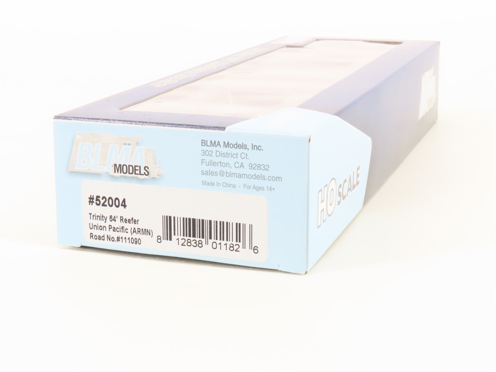 HO Scale BLMA Models 52004 ARMN UP Union Pacific Railroad 64' Reefer #111090