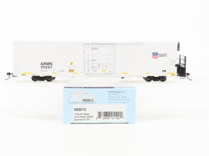 HO Scale BLMA Models 52012 ARMN UP Union Pacific Railroad 64' Reefer #111257