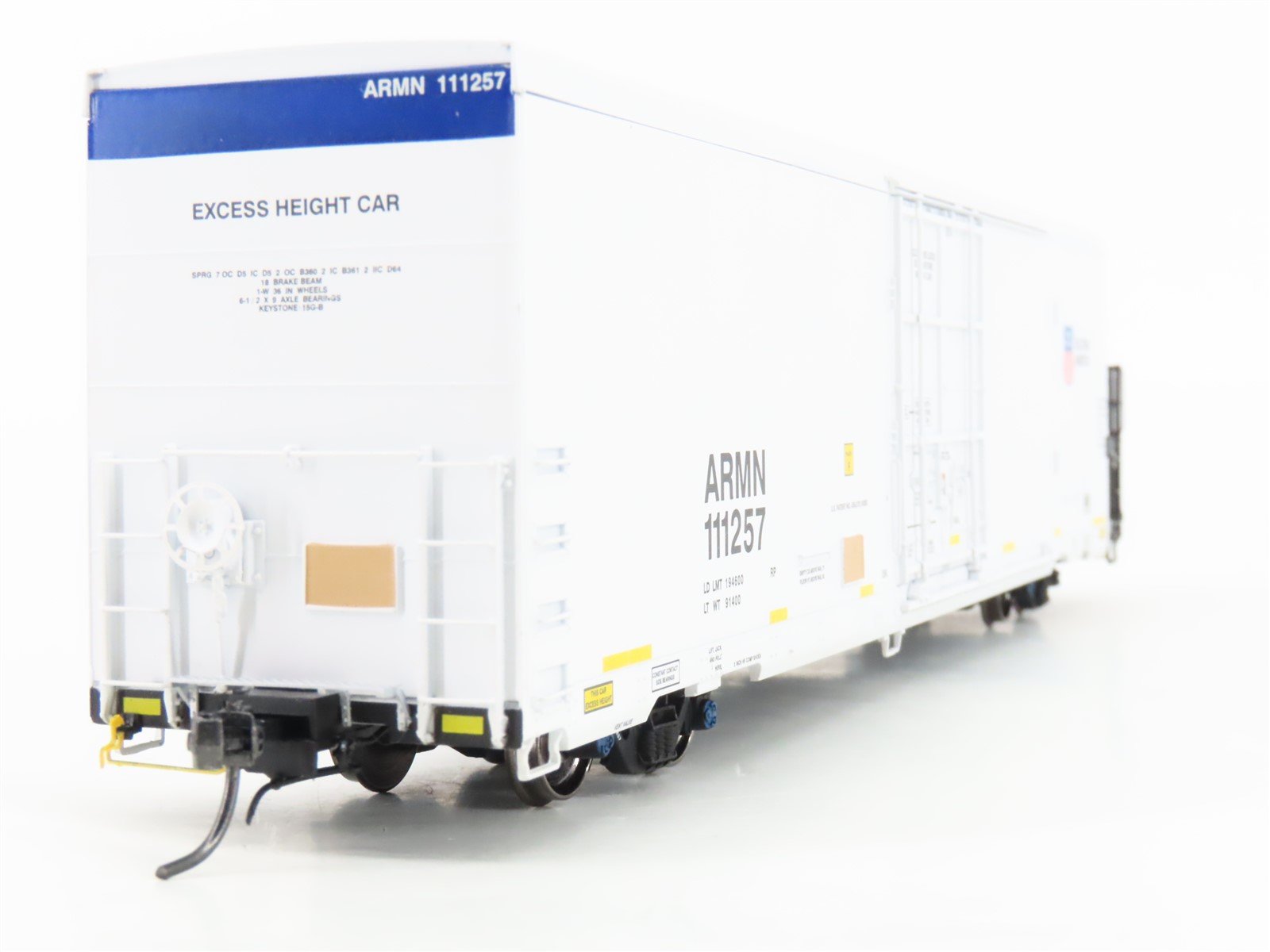 HO Scale BLMA Models 52012 ARMN UP Union Pacific Railroad 64' Reefer #111257