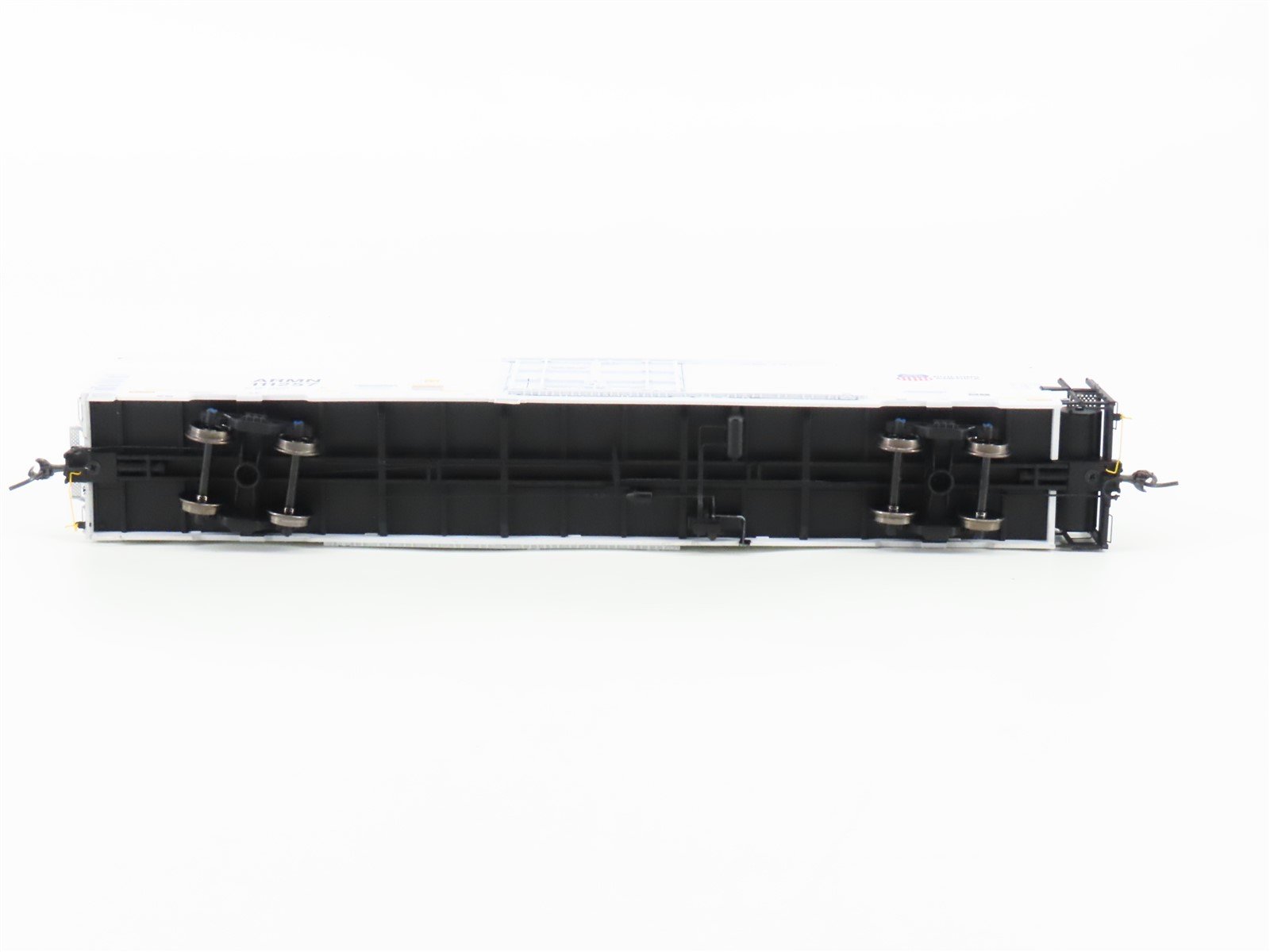 HO Scale BLMA Models 52012 ARMN UP Union Pacific Railroad 64' Reefer #111257