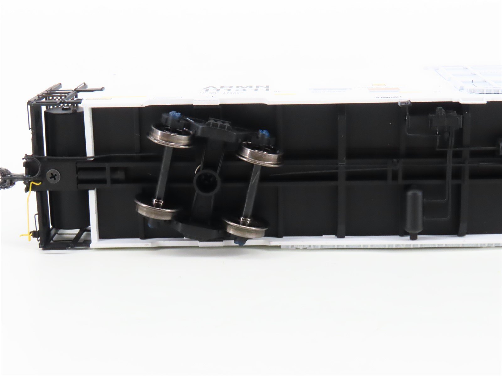 HO Scale BLMA Models 52016 ARMN UP Union Pacific Railroad 64' Reefer #111311