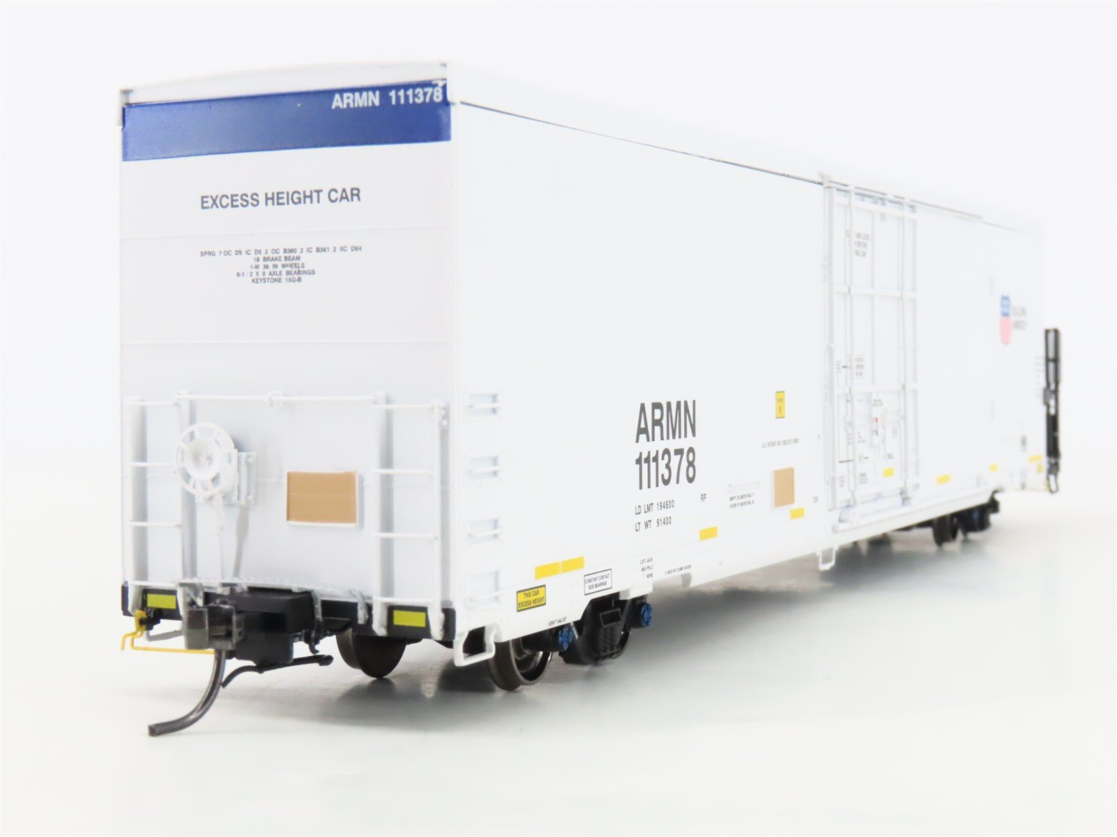 HO Scale BLMA Models 52018 ARMN UP Union Pacific Railroad 64' Reefer #111378