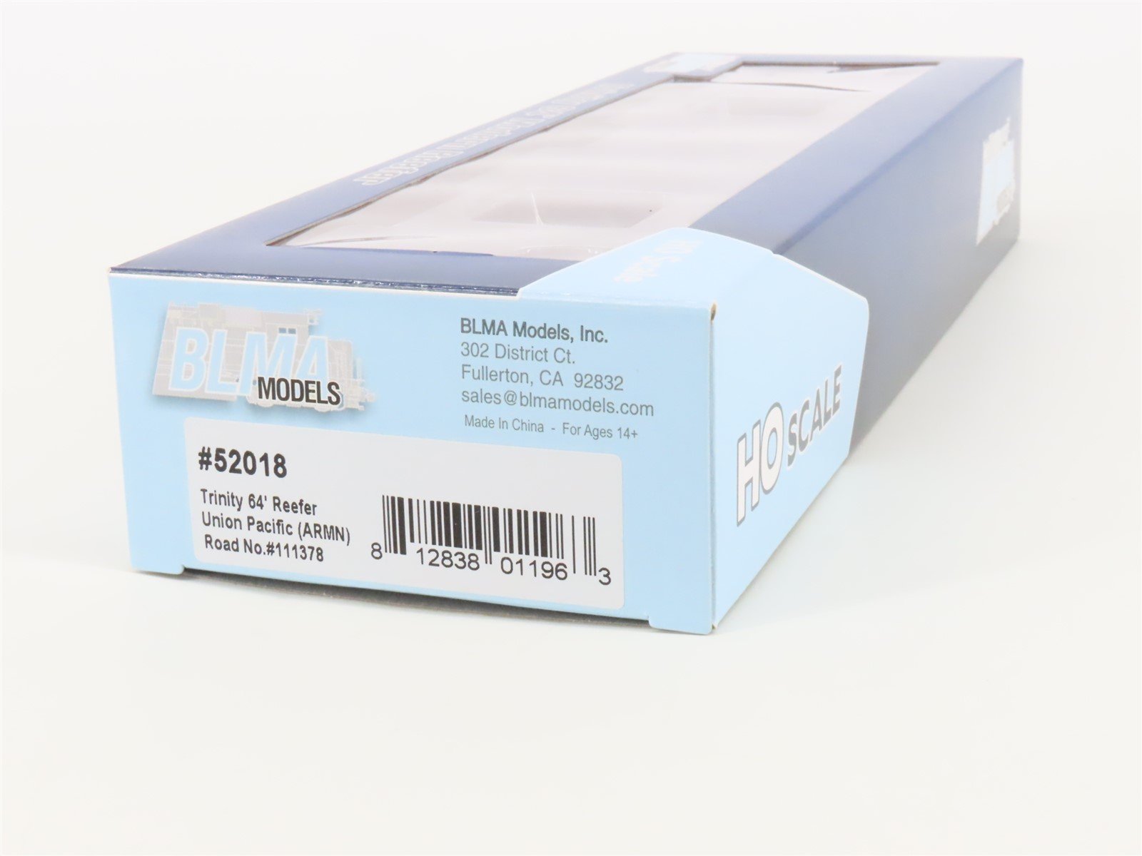 HO Scale BLMA Models 52018 ARMN UP Union Pacific Railroad 64' Reefer #111378