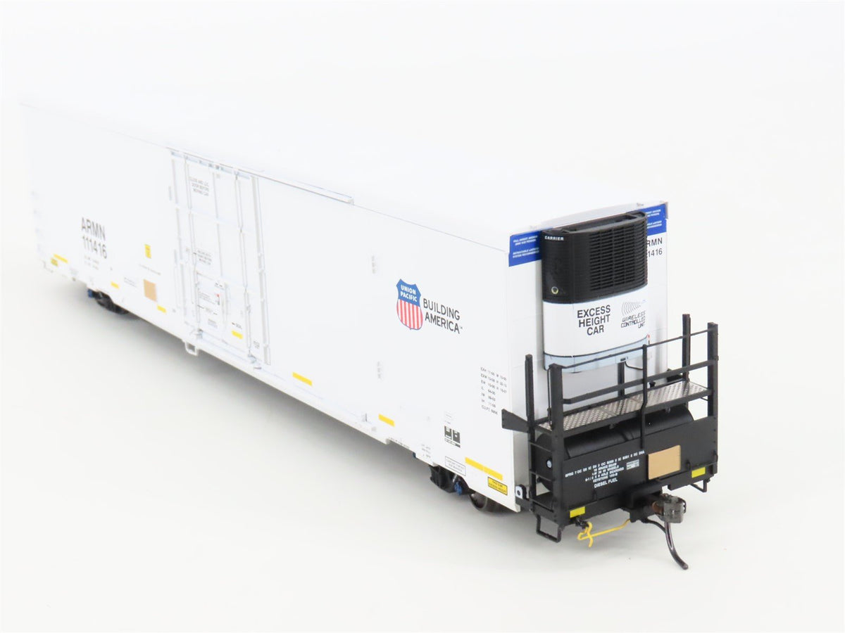 HO Scale BLMA Models 52022 ARMN UP Union Pacific Railroad 64&#39; Reefer #111416