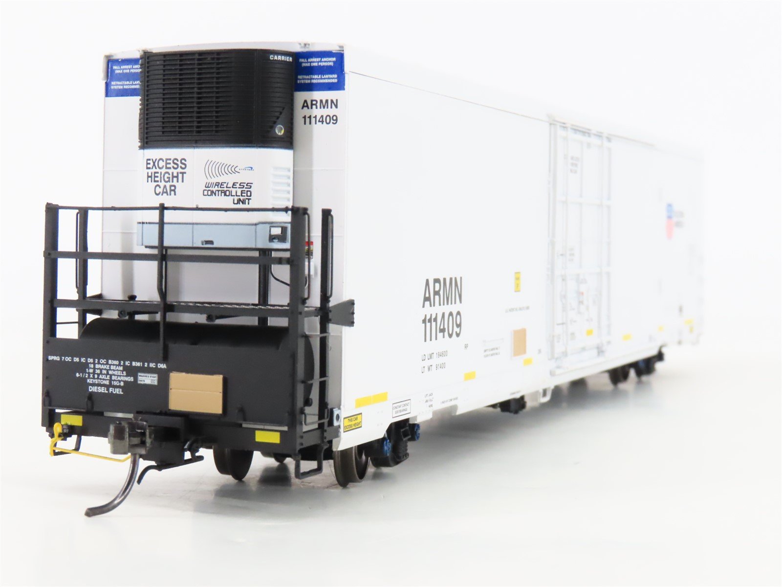 HO Scale BLMA Models 52021 ARMN UP Union Pacific Railroad 64' Reefer #111409