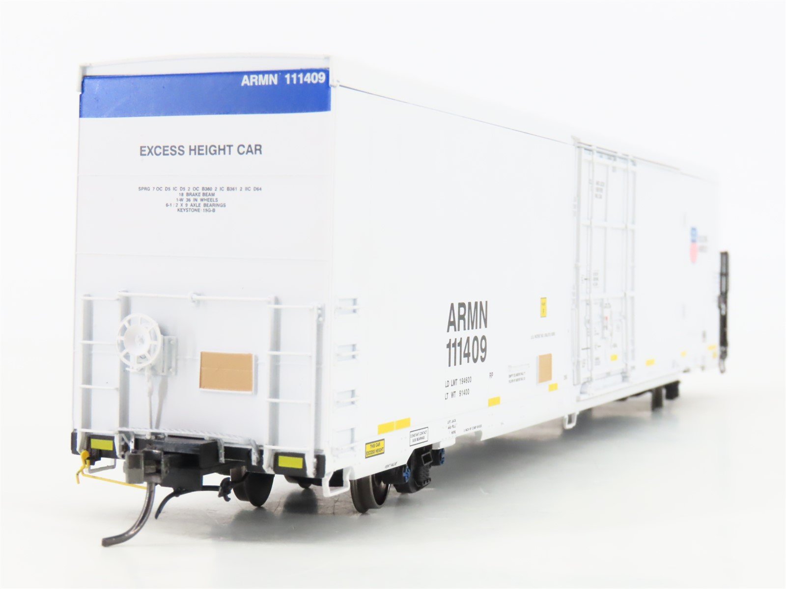 HO Scale BLMA Models 52021 ARMN UP Union Pacific Railroad 64' Reefer #111409