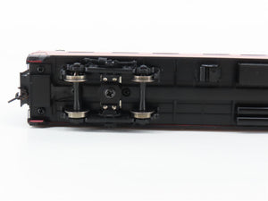 HO Scale Walthers 932-9443 Dinner Belle 68-Seat Diner Passenger Car