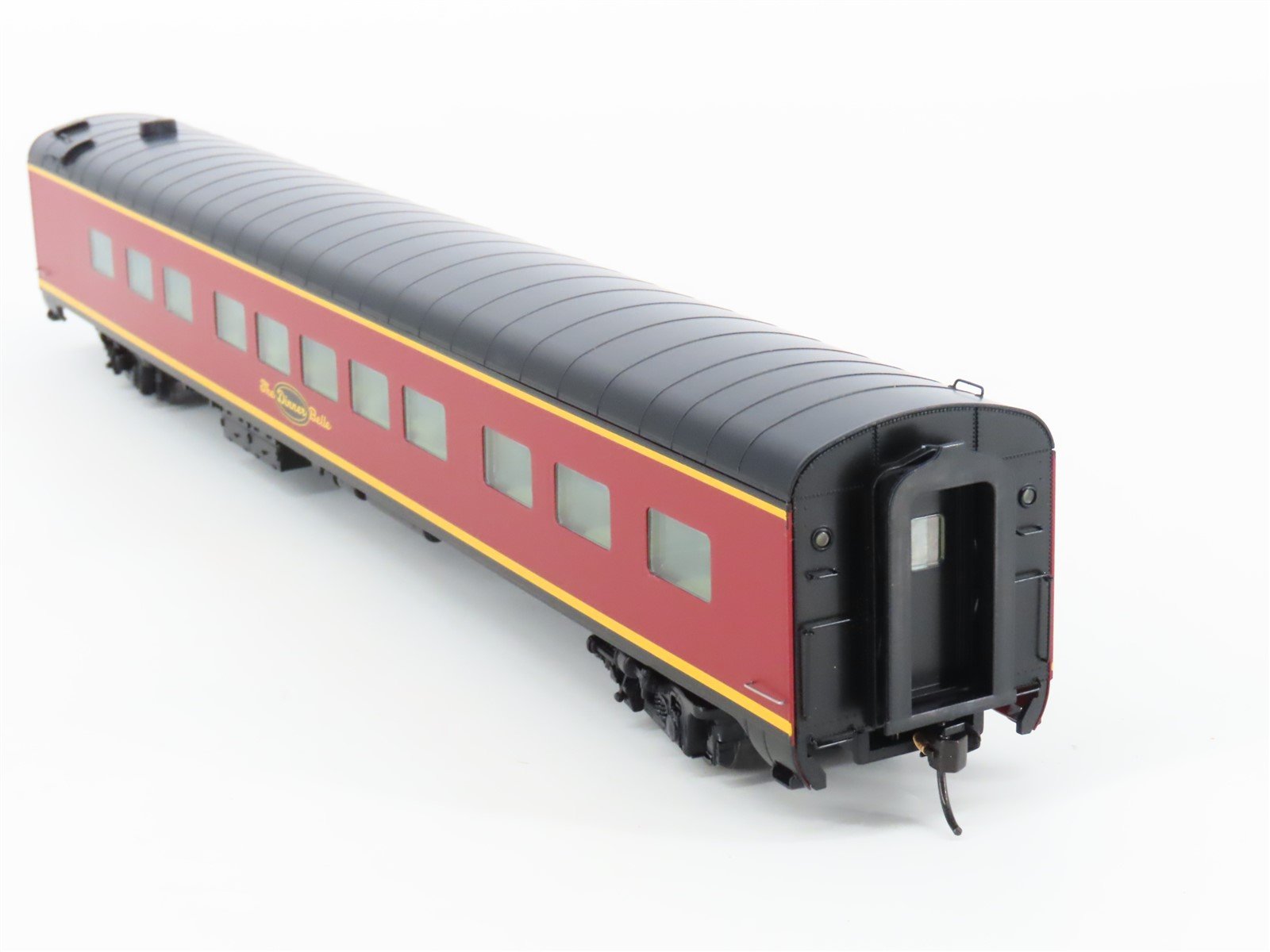 HO Scale Walthers 932-9443 Dinner Belle 68-Seat Diner Passenger Car