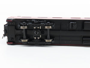 HO Scale Walthers 932-9443 Dinner Belle 68-Seat Diner Passenger Car