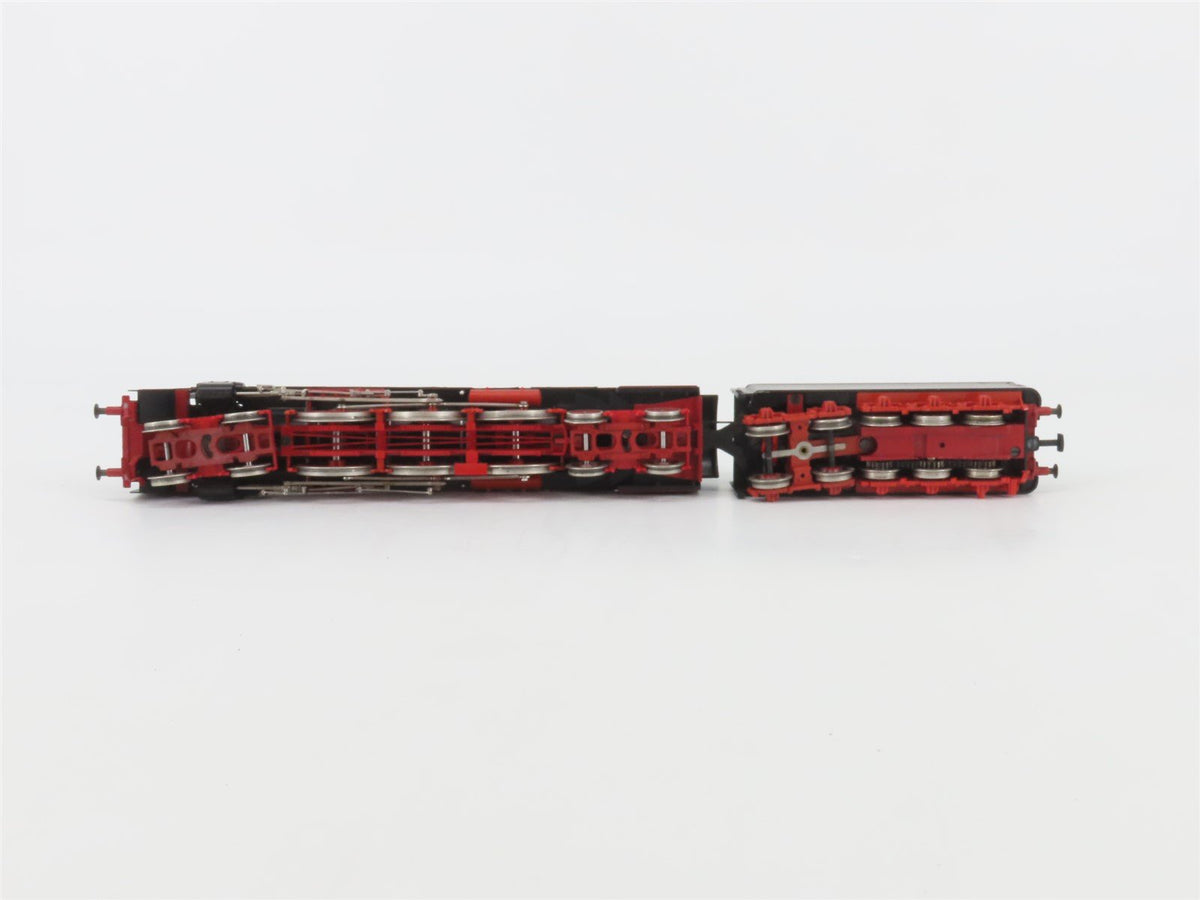 HO Scale Liliput DB Deutsche Bundesbahn 4-6-4 BR05 Steam Locomotive #003