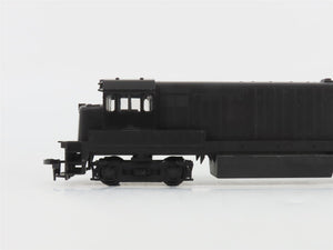 HO Scale Athearn 3450 Undecorated GE U30B Diesel Locomotive - Unpowered