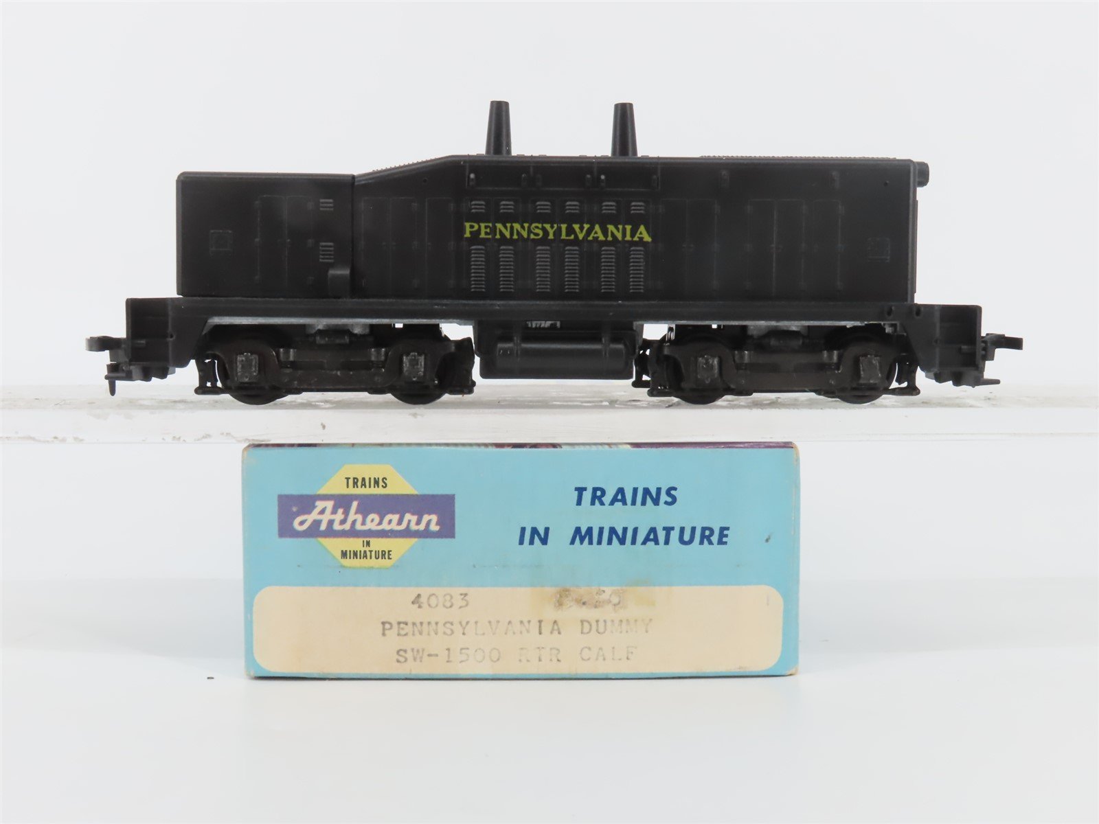 HO Athearn 4083 PRR Pennsylvania SW1500 Calf Diesel Switcher No# - Unpowered