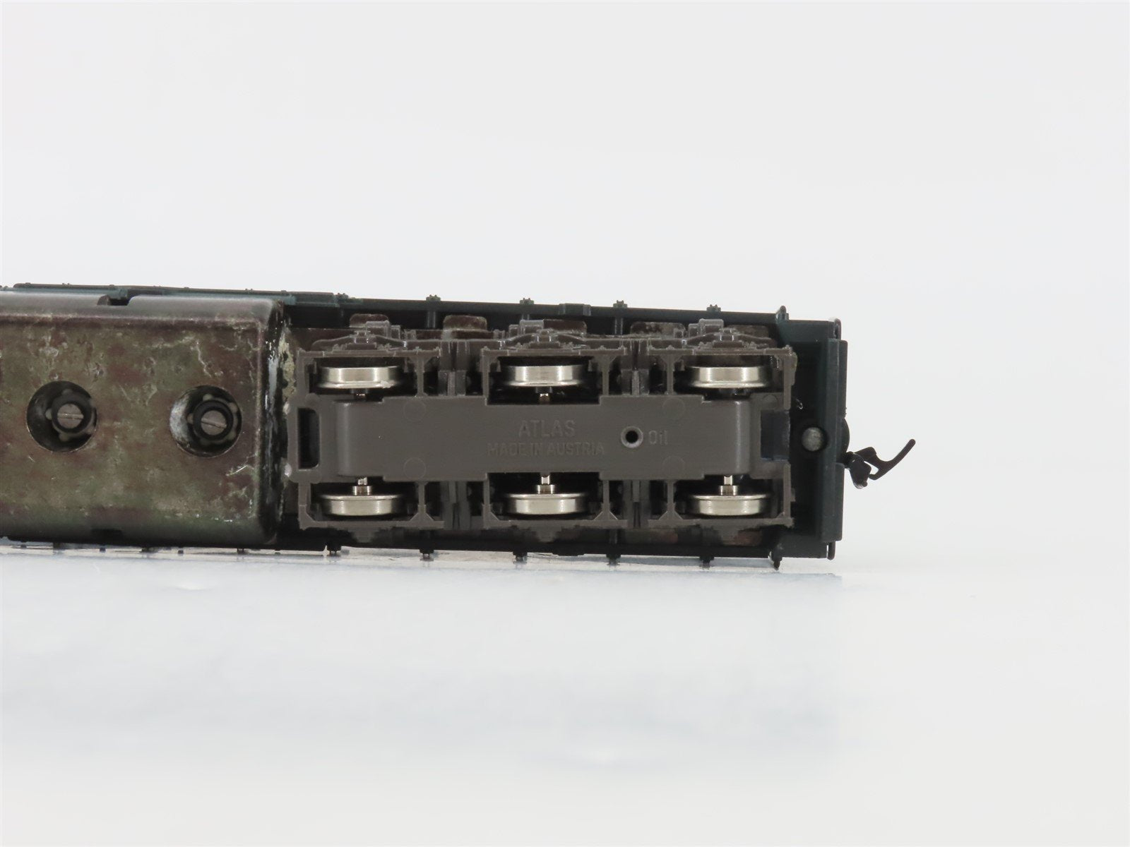 HO Scale Atlas 7012 PRR Pennsylvania EMD SD35 Diesel Locomotive #6039