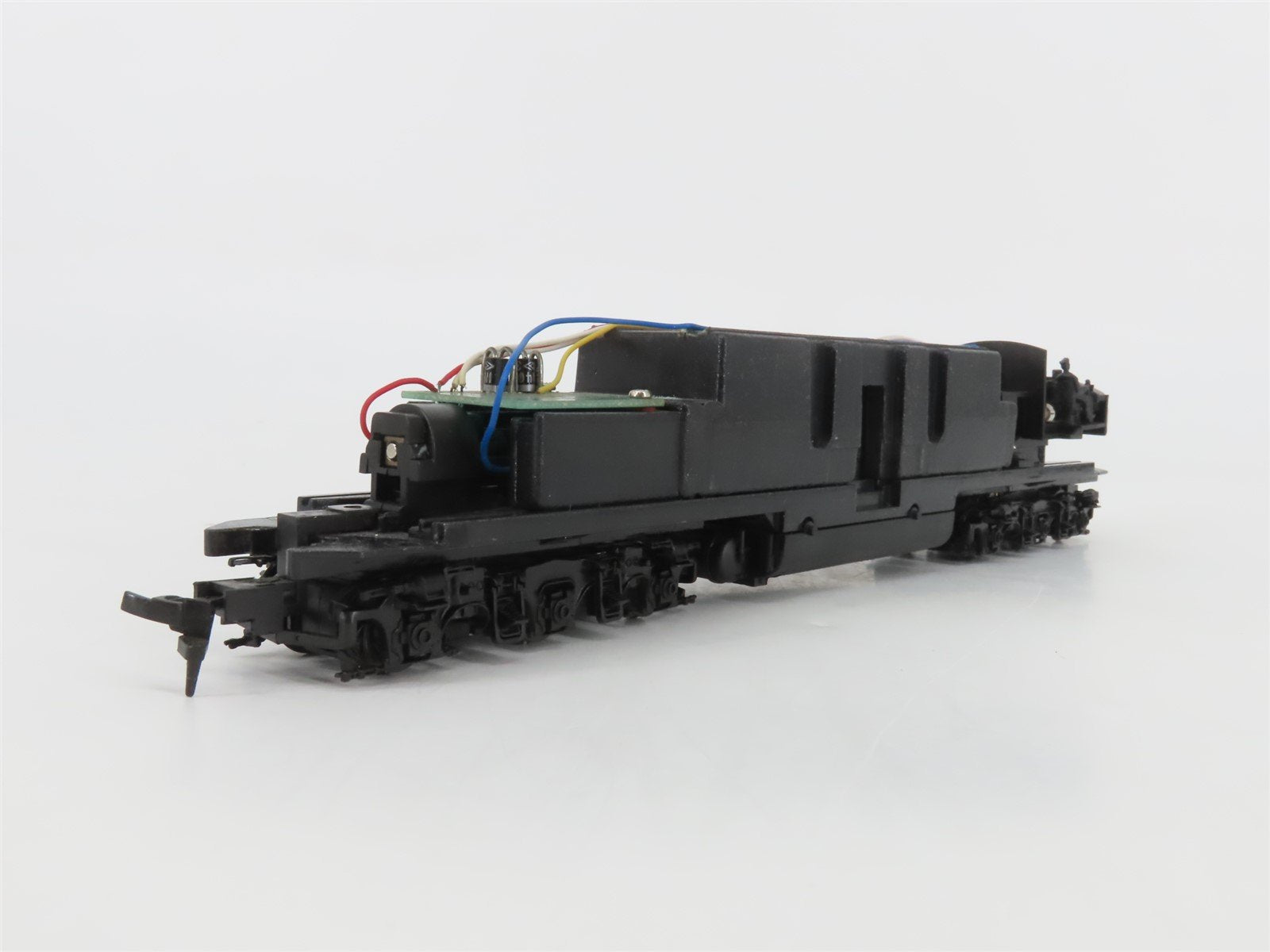 HO Scale Proto 2000 8117 PRR Pennsylvania EMD E8/9A Diesel Locomotive #5894