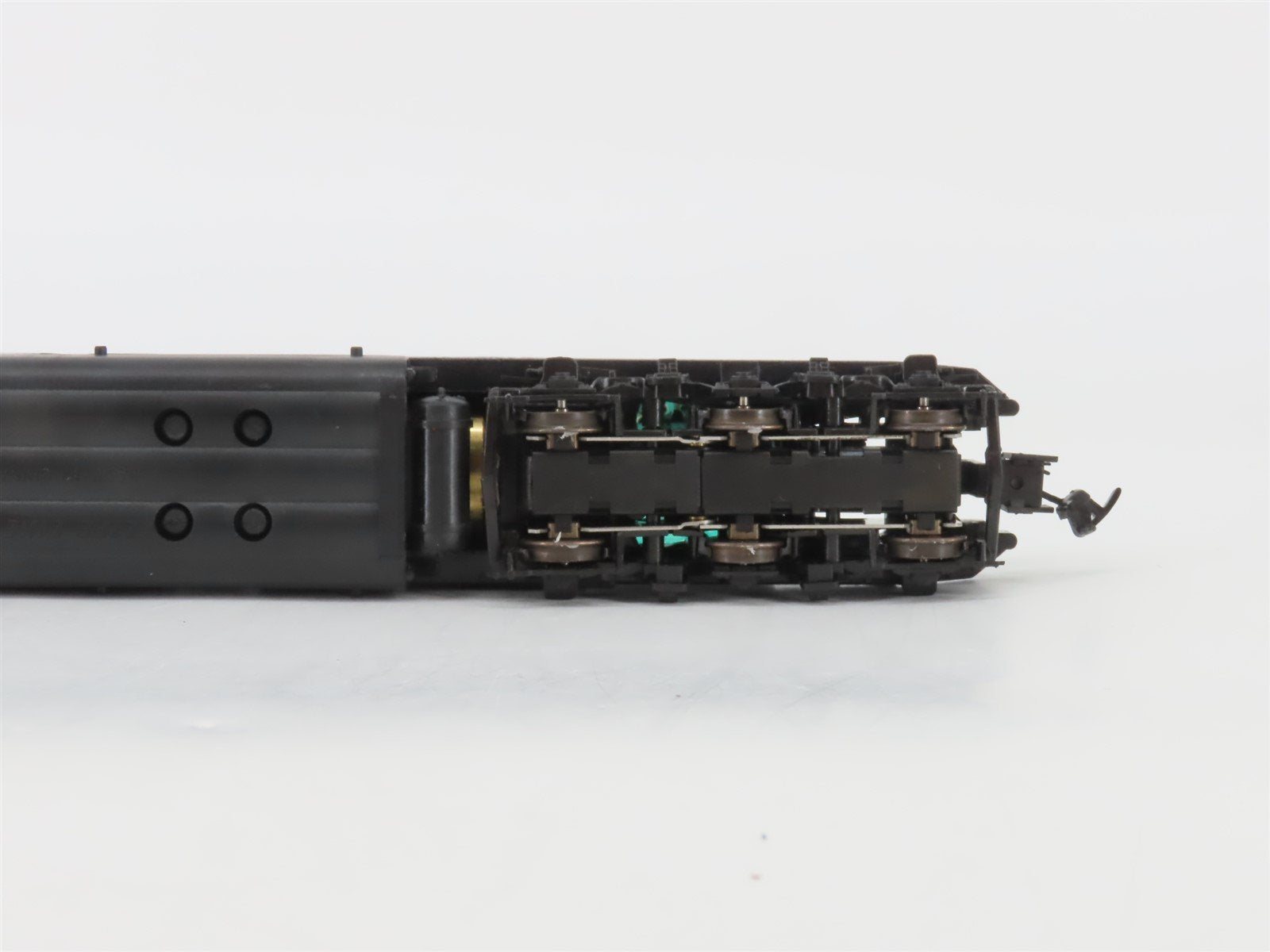 HO Scale Proto 2000 8117 PRR Pennsylvania EMD E8/9A Diesel Locomotive #5894