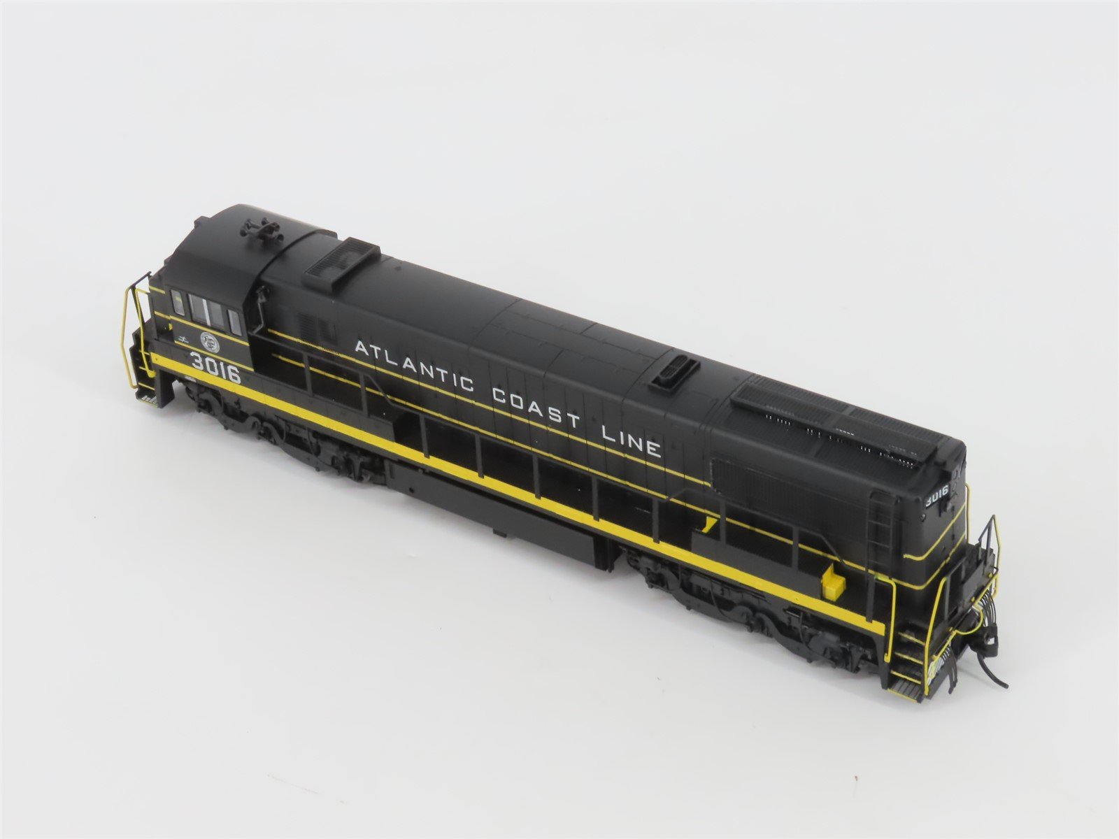 HO Rivarossi HR2538 ACL Atlantic Coast Line GE U25C Diesel #3016 - DCC Ready