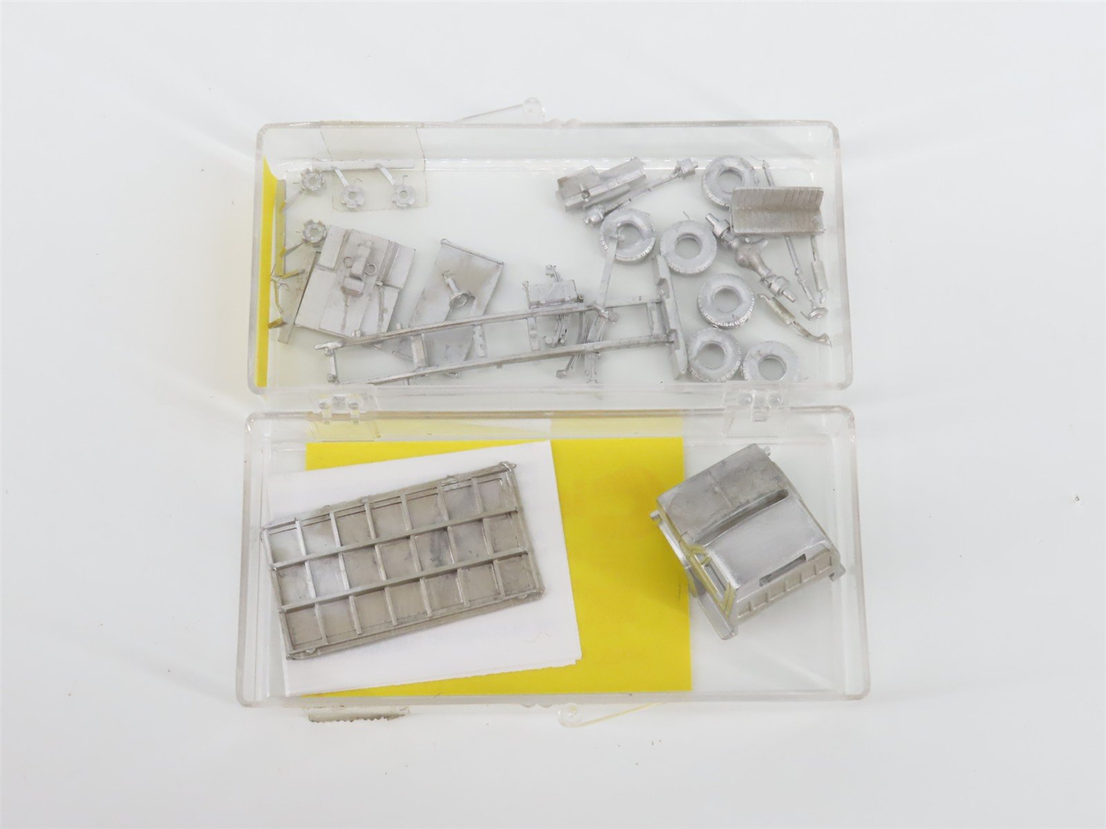 HO 1/87 Scale CinC Kit #8703 Undecorated '74 Chevy C60 2.5 Ton Stakebed Truck