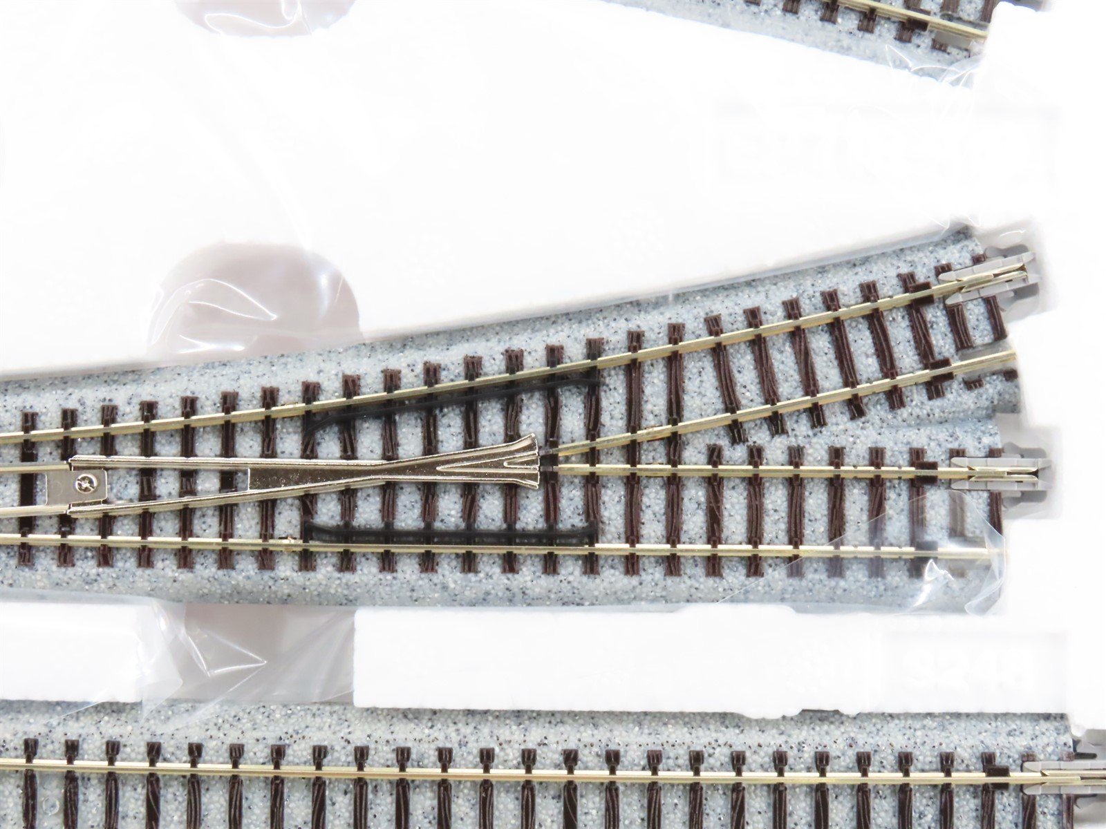 N Scale Kato 20-860-1 Mainline Passing Siding Variation 1 Unitrack Set