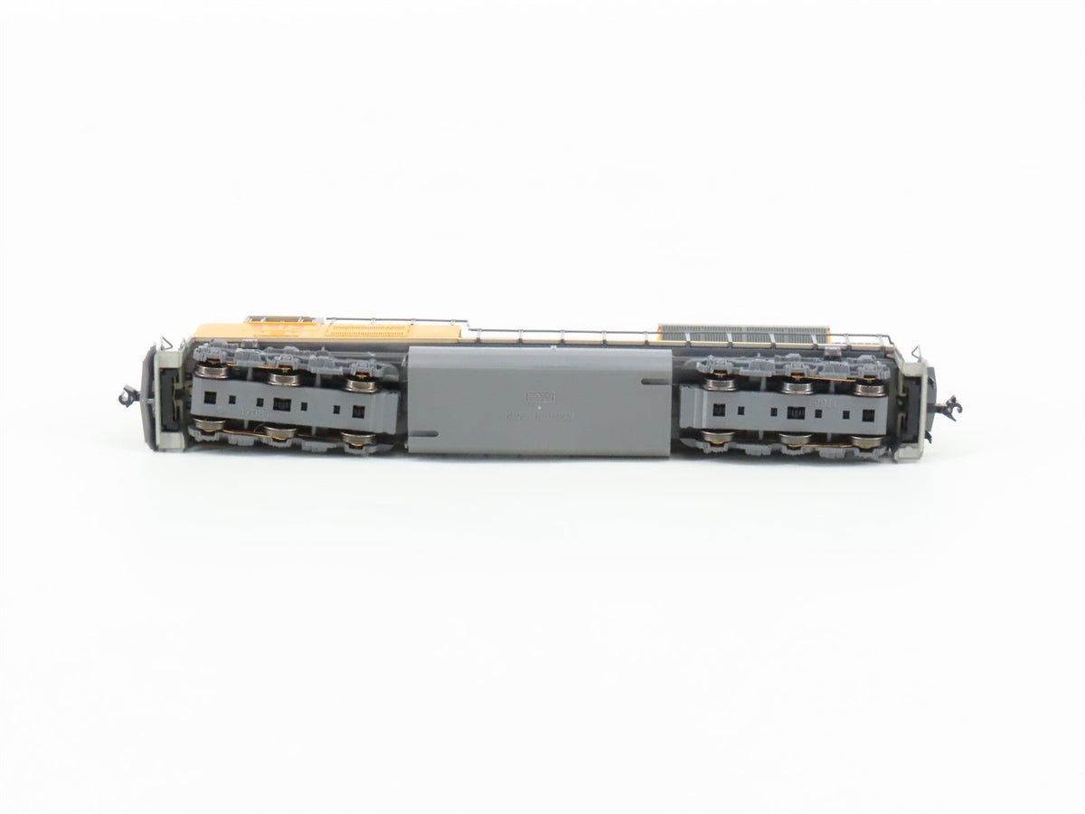 N Scale KATO 176-8433 UP Union Pacific SD70ACe Diesel Locomotive #8512