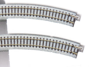 N Scale KATO 106-0020 Master 1 Basic Oval Track Set w/ CN ES44AC Diesel & Cars
