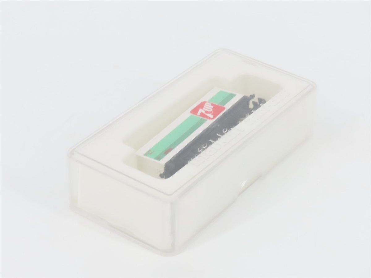 Z Scale Marklin Mini-Club DB Deutsche Bahn 7-Up Container Car
